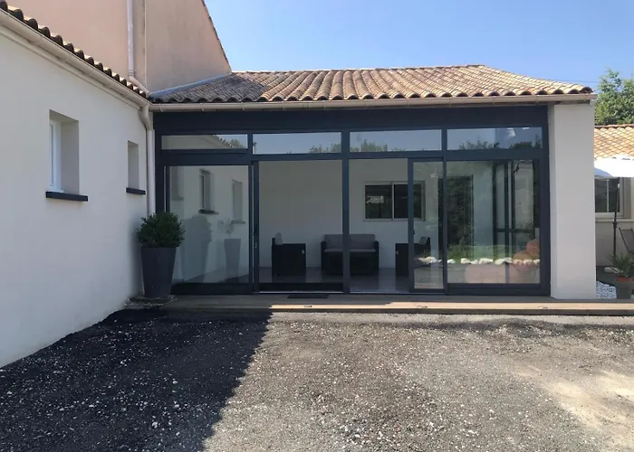 Kaja Сasa de vacaciones Saint-Porchaire